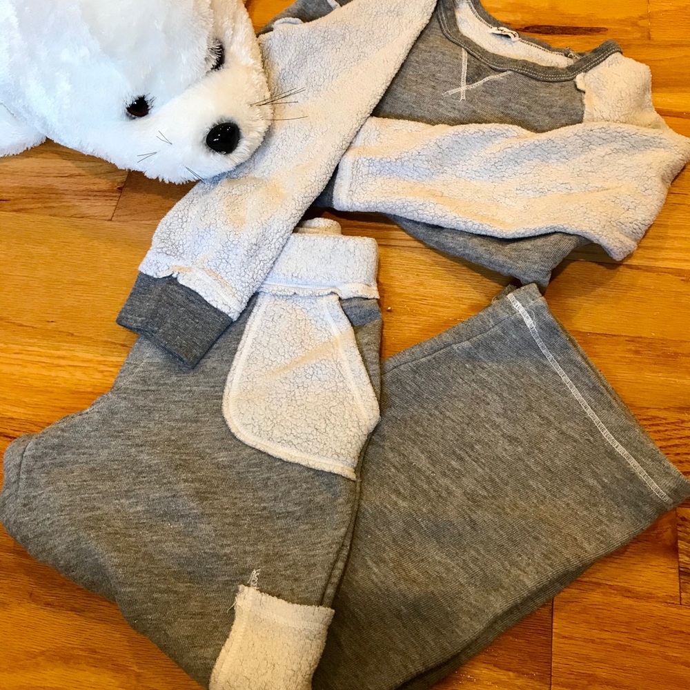 Splendid Mixed Media Sweatpants Sweatshirt Set